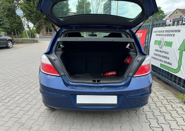 Opel Astra cena 9500 przebieg: 234000, rok produkcji 2005 z Józefów małe 46